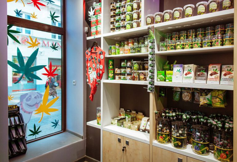cannabisshop 1 768x523